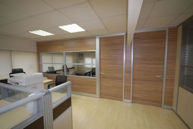 MODÜLER OFİS BÖLMESİ ( MOBİLYA - ALÜMİNYUM )